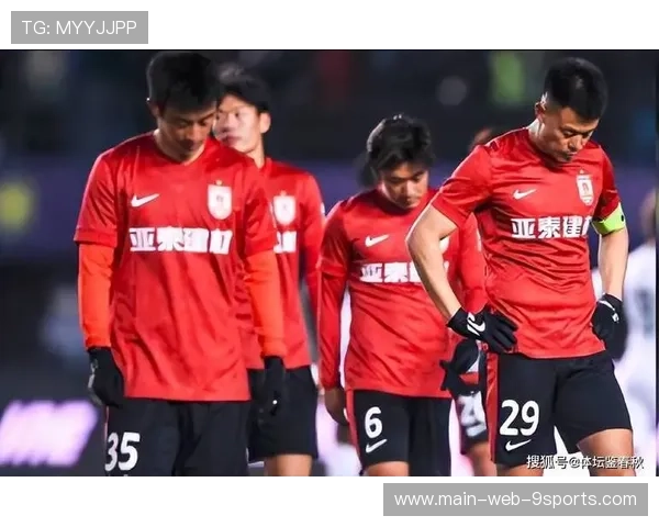 亚泰提前降级苏帅遗憾无比:一段难忘的足球旅程终结 亚泰提前降级苏帅遗憾无比:一段难忘的足球旅程终结