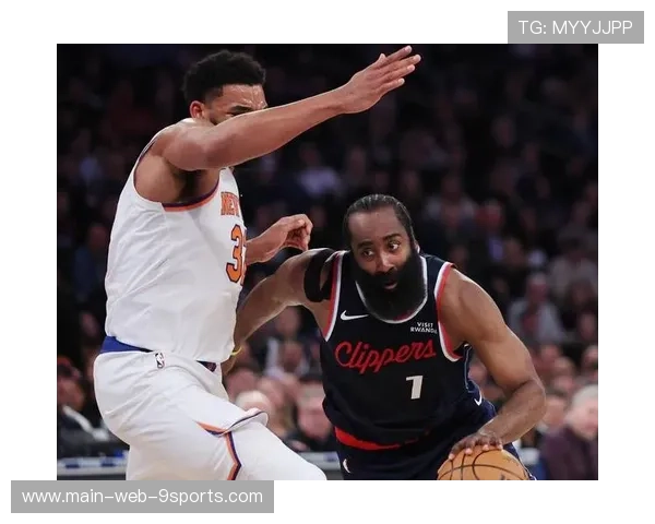 替补齐发力难逆转，哈登手感冰冷拖累攻势，哈登打了几年替补